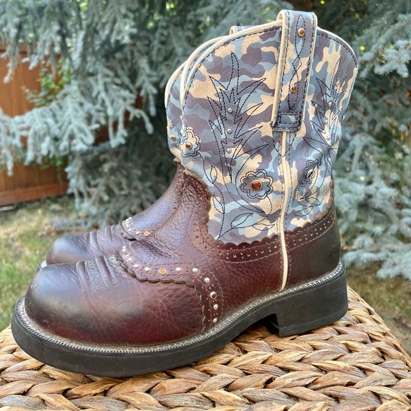 Ariat Shoes Ariat Fatbaby Brown Leather Blue Camo Shaft Floral